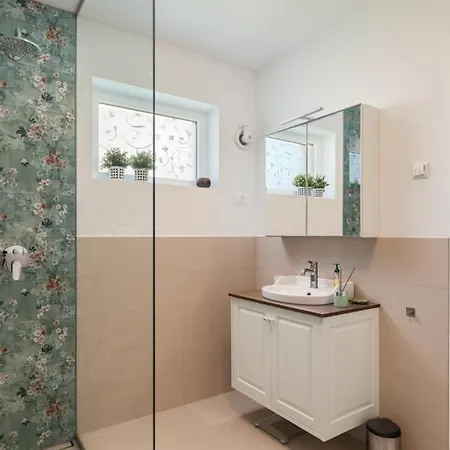 Villa Norvegese By Guide Novigrad Istria